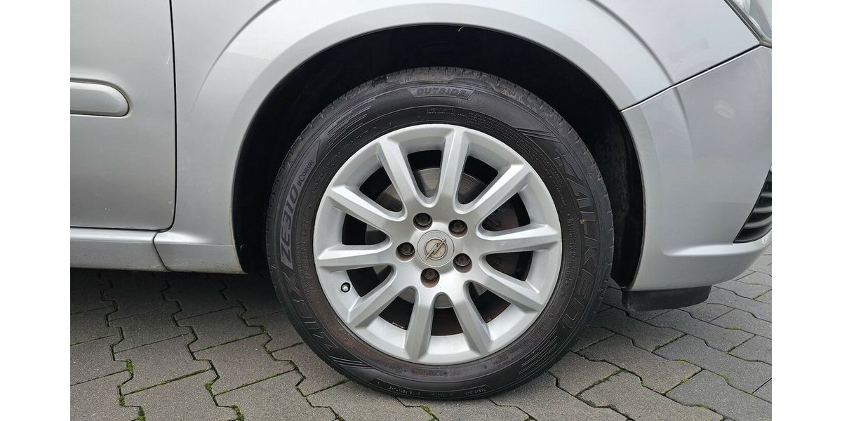 Opel Zafira 1.8 Edition KLIMA 7 Sitzer Tempomat AHK 205.612 km 3.790 &euro; Löhne 32584