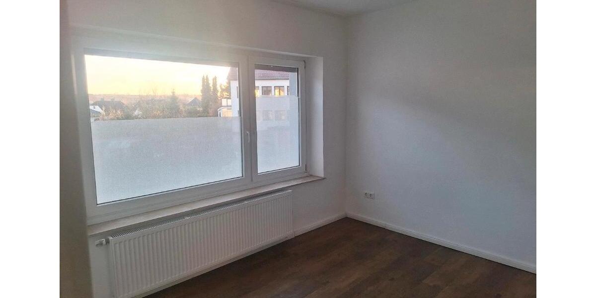 Erdgeschoßwohnung Hiddenhausen - 3 Zimmer, 83 m&sup2;, 750&euro; | Angebot:26414776