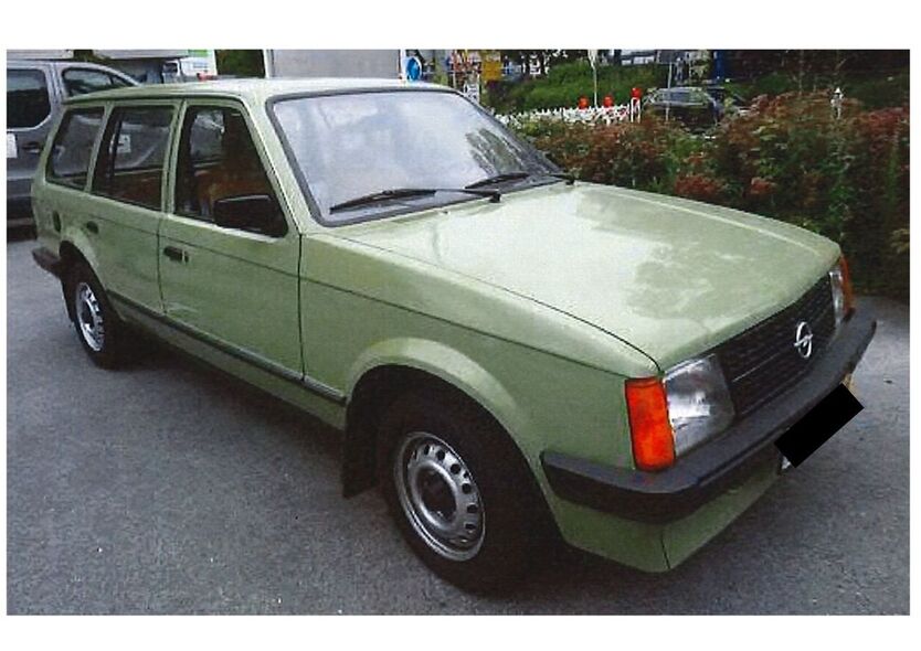 Opel Kadett 43.000 km 8.000 € DETMOLD 32758