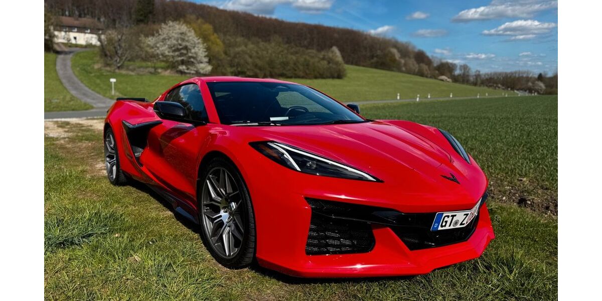 Corvette Z06 2.250 km 158.850 &euro; Bielefeld 33659