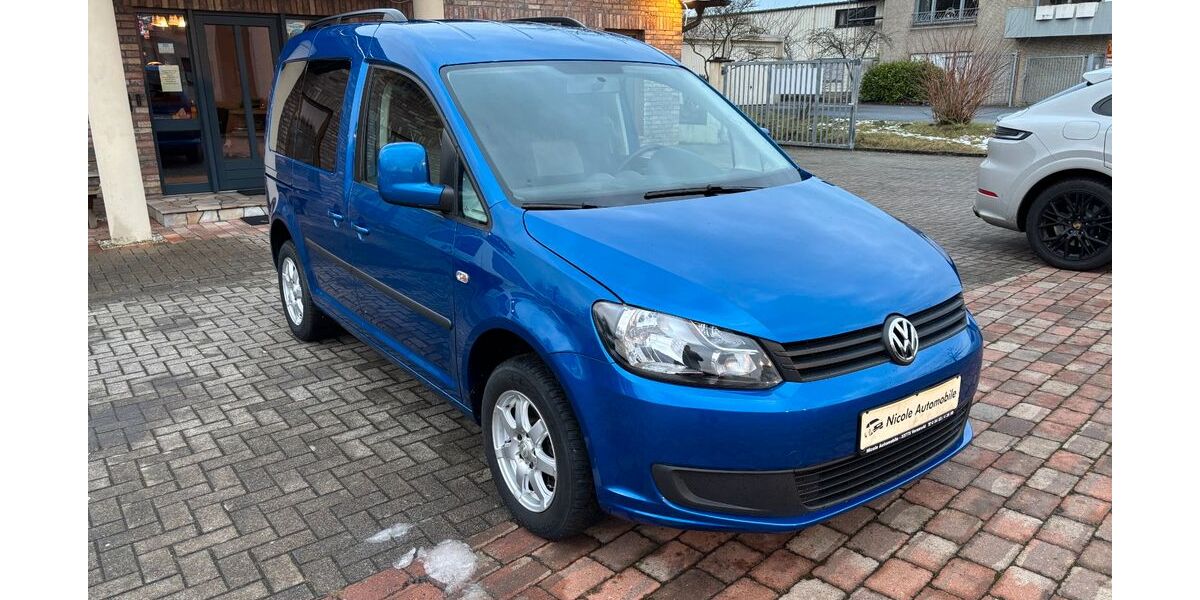 VW Caddy 168.000 km 8.200 &euro; Versmold 33775