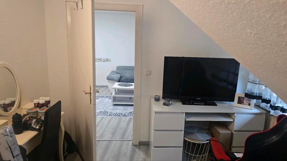 Dachgeschoßwohnung Bad Oeynhausen Rehme - 3.5 Zimmer, 70 m&sup2;, 199.000&euro; | Angebot:26738209