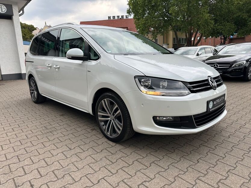 VW Sharan 137.000 km 17.950 € Paderborn 33098