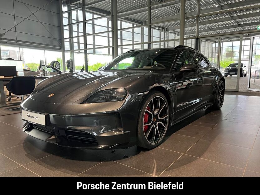 Porsche Taycan 7.900 km 161.808 € Bielefeld 33719