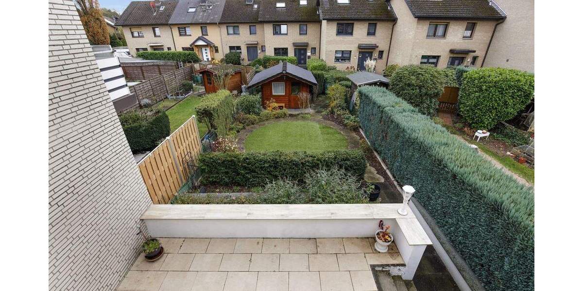 Reihenmittelhaus Bielefeld Sennestadt - 5 Zimmer, 108 m&sup2;, 330.000&euro; | Angebot:25694624