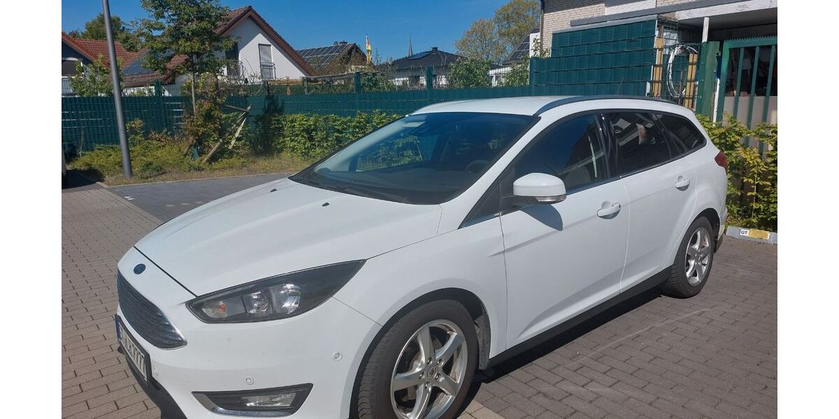 Ford Focus 130.000 km 7.200 &euro; Verl 33415