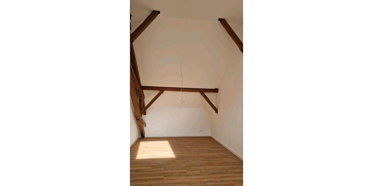 Etagenwohnung Bad Salzuflen Biemsen-Ahmsen - 6 Zimmer, 206 m&sup2;, 1.500&euro; | Angebot:25163118