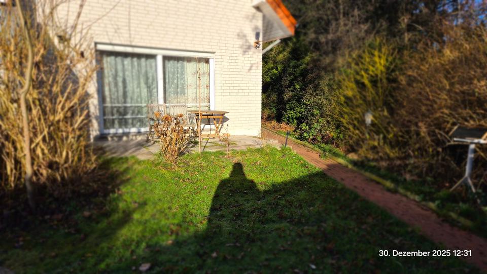 Idyllische Haushälfte, Erdgeschoß, Keller, Terasse, Garten 2 zimmer