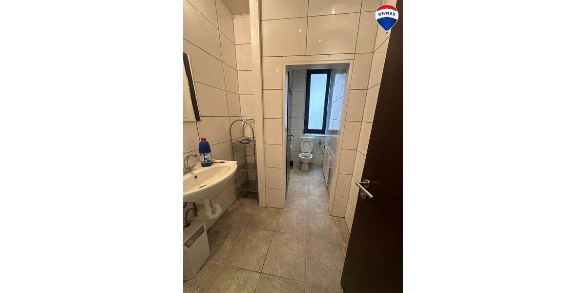 Erdgeschoßwohnung Bielefeld Brackwede - 6 Zimmer, 150 m&sup2;, 1.700&euro; | Angebot:25926014