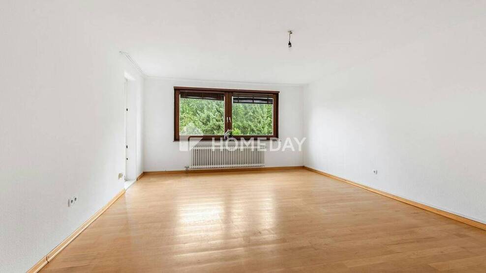 Großzügige 4-Zimmer-Wohnung mit Loggia - Ruhig, gepflegt und bezugsfrei
