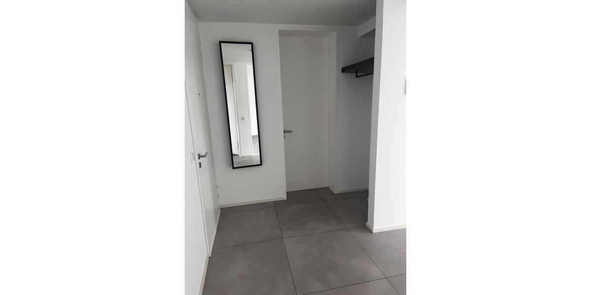 Etagenwohnung Detmold Hiddesen - 3.5 Zimmer, 92 m&sup2;, 1.300&euro; | Angebot:25591789