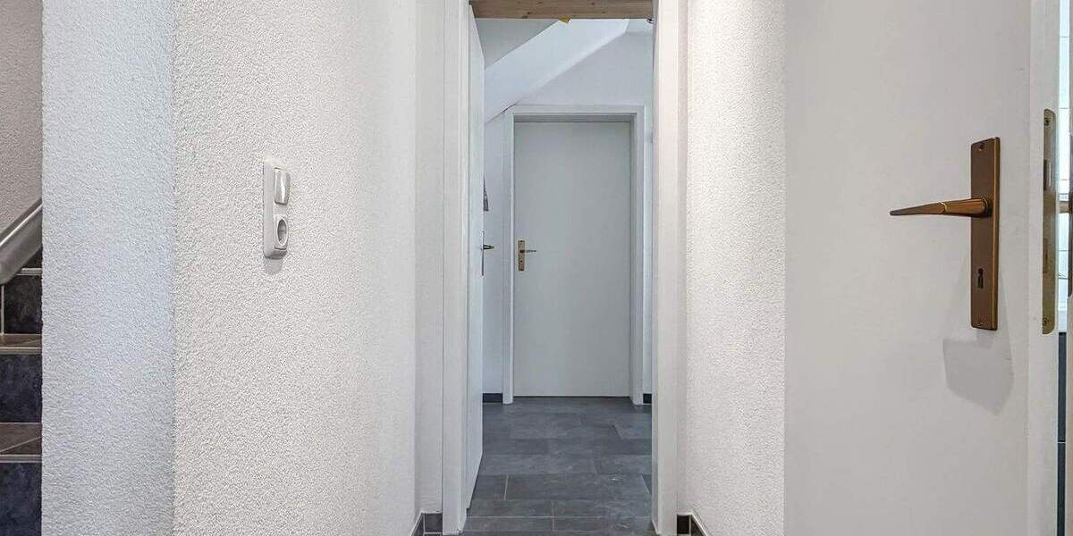 Mehrfamilienhaus, Wohnhaus Vlotho Valdorf - 8 Zimmer, 203 m&sup2;, 295.000&euro; | Angebot:25744177