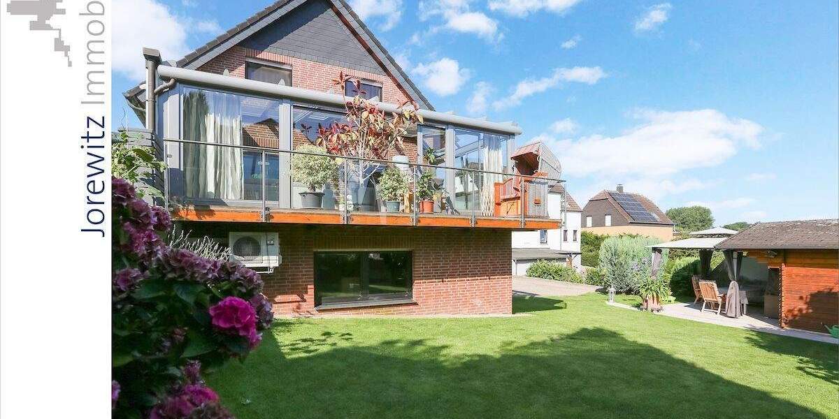 Einfamilienhaus Bielefeld Jöllenbeck - 9 Zimmer, 257 m&sup2;, 685.000&euro; | Angebot:23462088