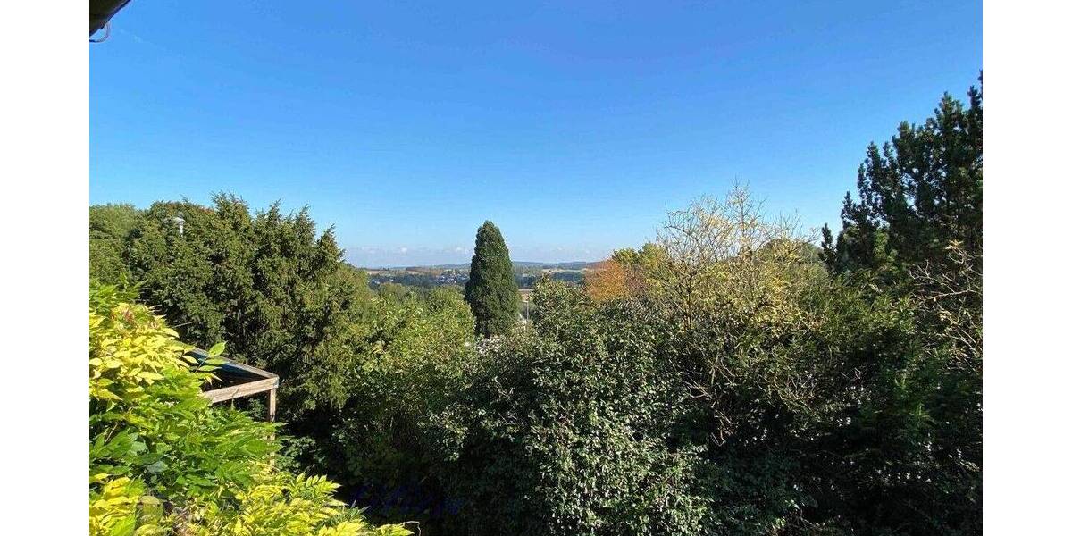 Charmantes Einfamilienhaus mit Fernblick in Detmold-Schling 4 zimmer