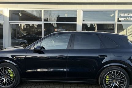 Porsche Cayenne 186.000 km 49.950 &euro; Bielefeld 33649
