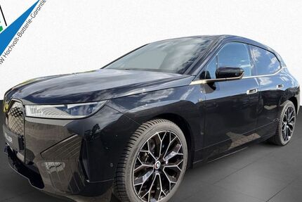 BMW iX 24.474 km 79.990 &euro; Bad Salzuflen 32108