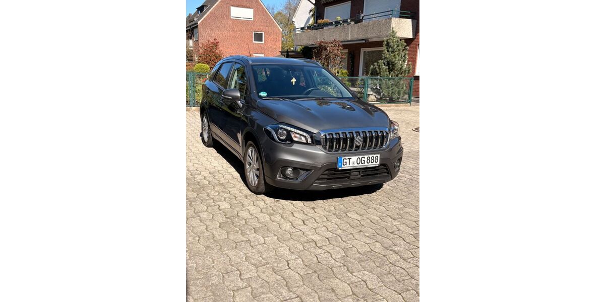 Suzuki SX4 59.000 km 15.400 &euro; Gütersloh 33330