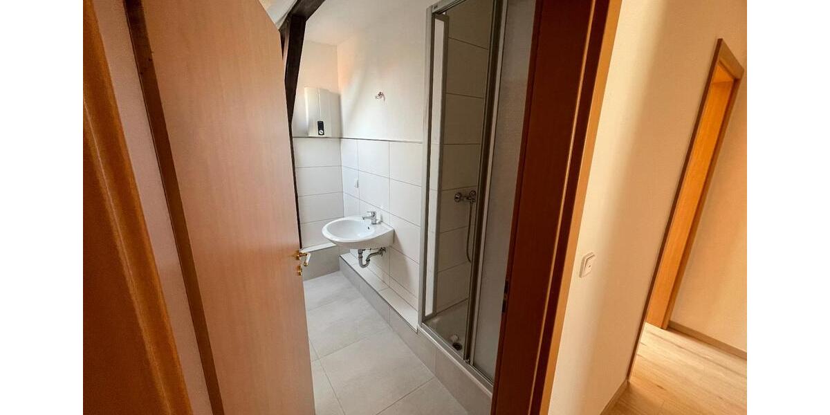 Dachgeschoßwohnung Bielefeld Heepen - 1 Zimmer, 50 m&sup2;, 300&euro; | Angebot:25784128