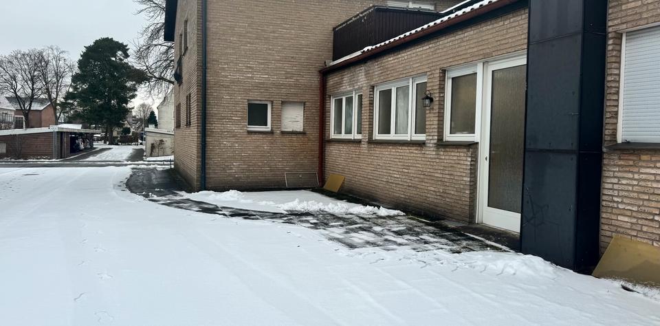 Bf. Praxis Gewerbefläche in Bielefeld-Senne 33659-140 m² Nähe A33 zimmer