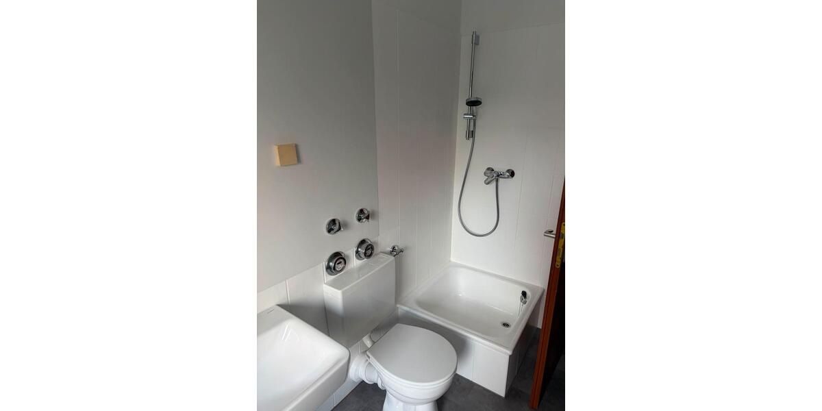 Hochparterre Bielefeld Schildesche - 1 Zimmer, 37 m&sup2;, 127.000&euro; | Angebot:26779089