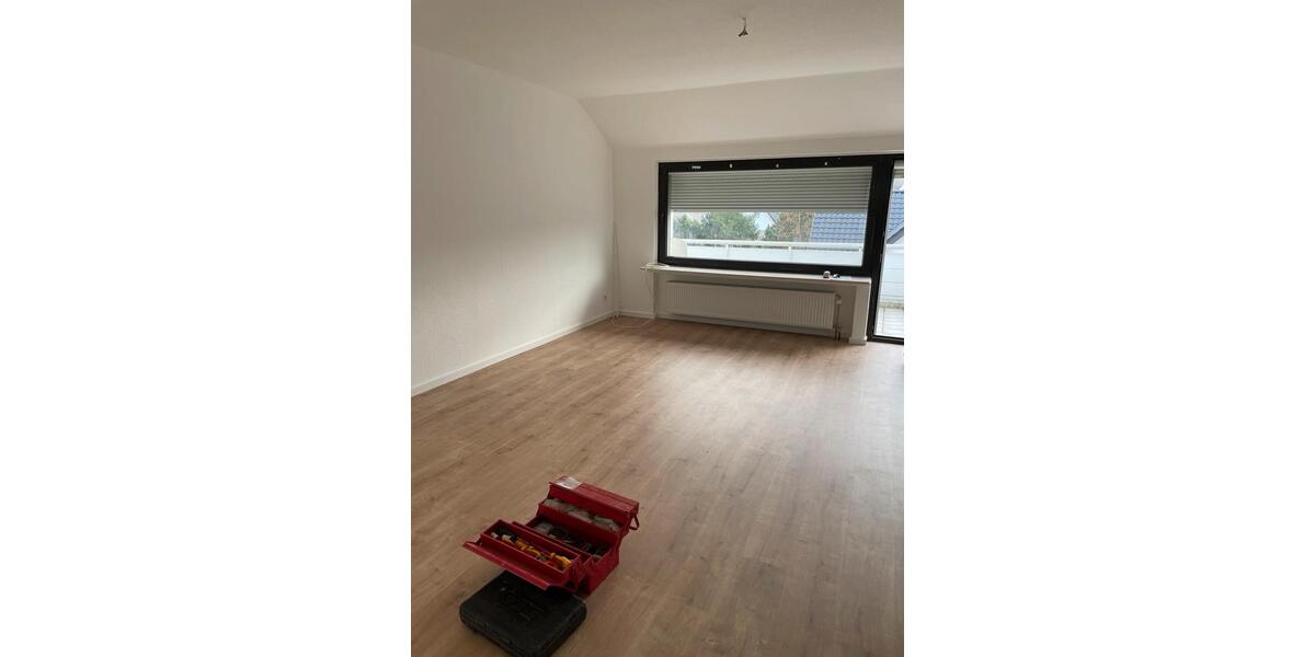 Dachgeschoßwohnung Spenge - 3 Zimmer, 80 m&sup2;, 185.000&euro; | Angebot:26987436