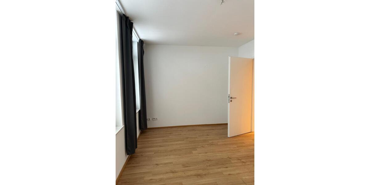 Etagenwohnung Bielefeld - 2 Zimmer, 71 m&sup2;, 855&euro; | Angebot:26585756