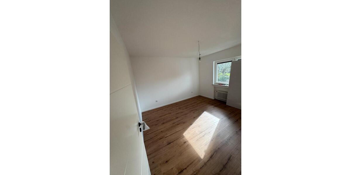 Maisonettenwohnung Bad Salzuflen Ehrsen-Breden - 5 Zimmer, 140 m&sup2;, 1.400&euro; | Angebot:26521337