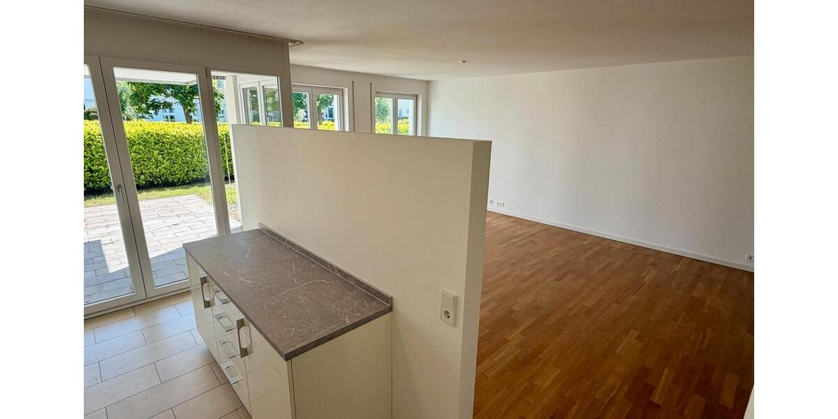 Erdgeschoßwohnung Bad Oeynhausen - 3 Zimmer, 105 m&sup2;, 1.390&euro; | Angebot:26689285
