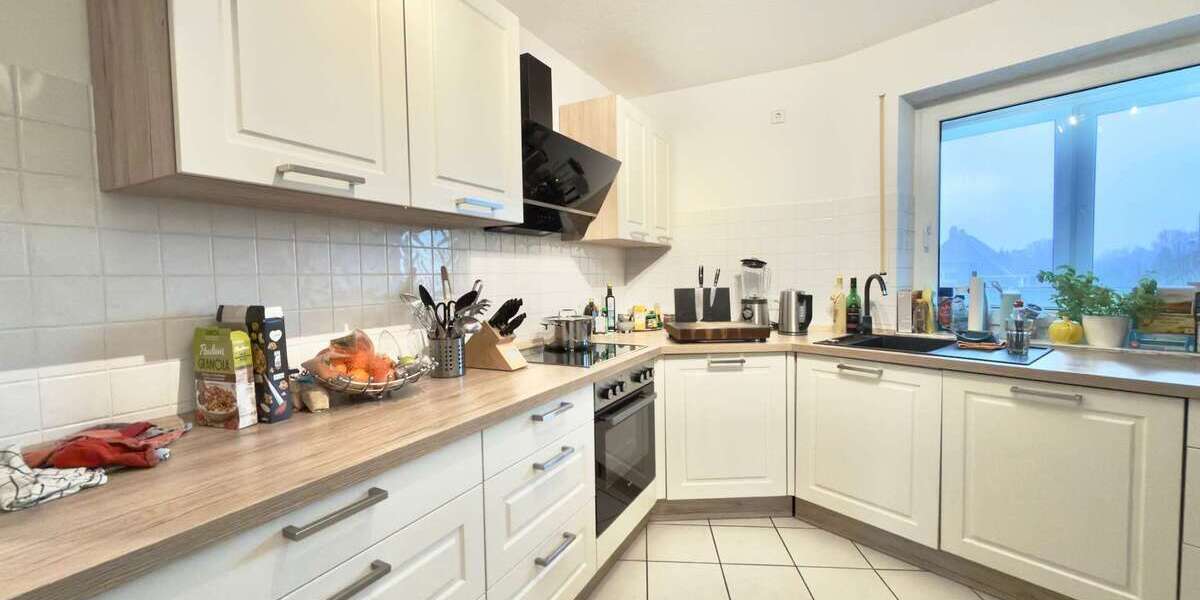 Etagenwohnung Bielefeld Schildesche - 3 Zimmer, 120 m&sup2;, 199.000&euro; | Angebot:27151829