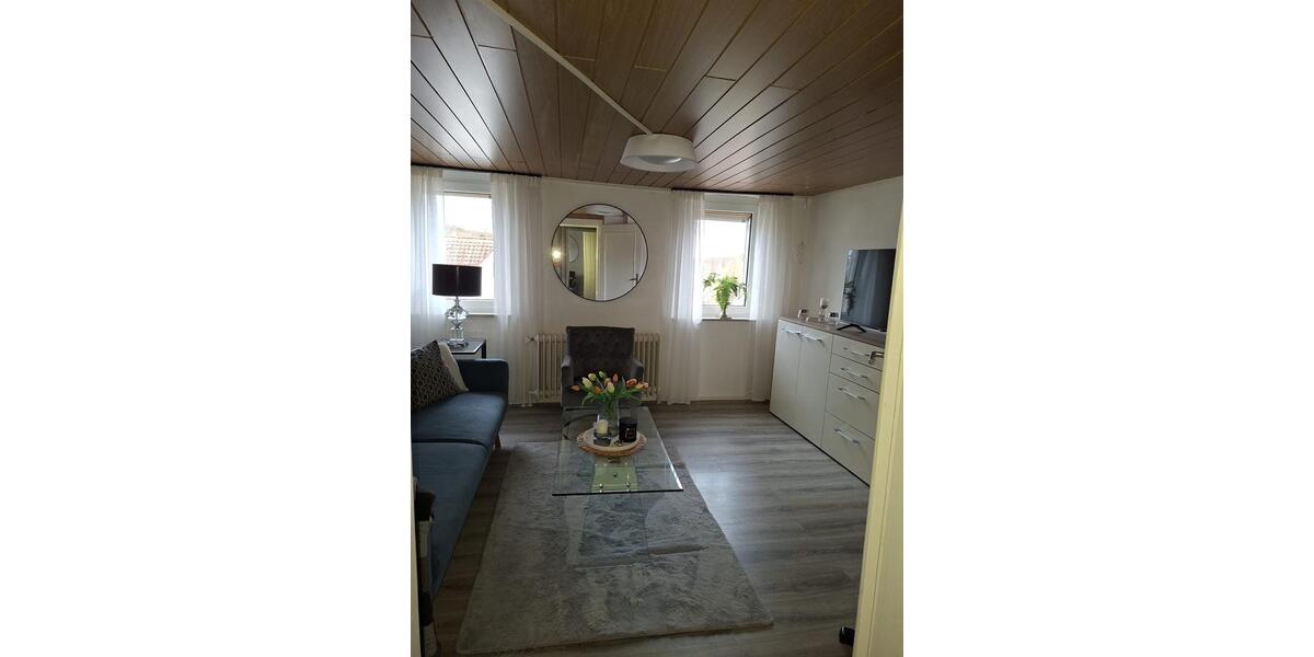 Dachgeschoßwohnung Detmold Hakedahl - 2 Zimmer, 60 m&sup2;, 455&euro; | Angebot:26355264
