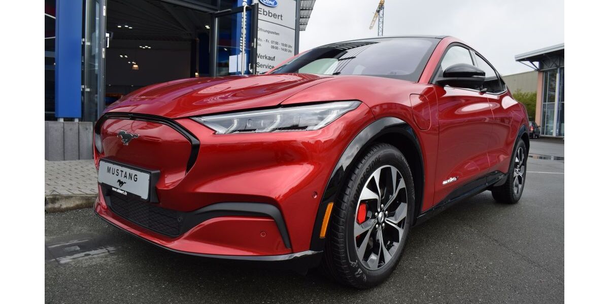 Ford Mustang Mach-E 32.000 km 35.950 &euro; Gütersloh 33334