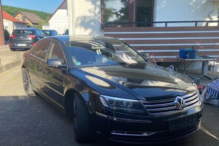 VW Phaeton 181.000 km 7.400 &euro; Bad salzuflen 32105