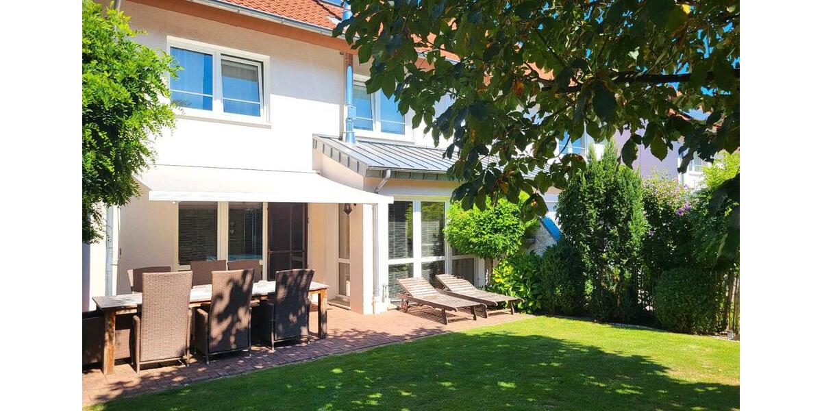 Reihenhaus Leopoldshöhe - 6 Zimmer, 150 m&sup2;, 450.000&euro; | Angebot:27079092