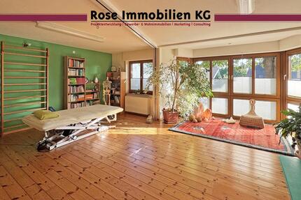 Heller Praxisraum in gepflegter Gemeinschaftspraxis – ideal für Physio oder Ergo zimmer