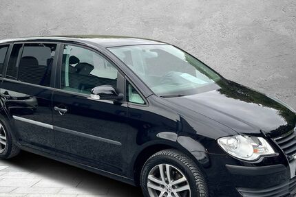 VW Touran 163.000 km 4.250 € Detmold 32758