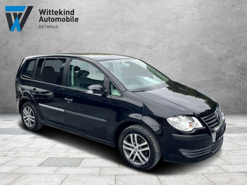 VW Touran 163.000 km 4.250 € Detmold 32758