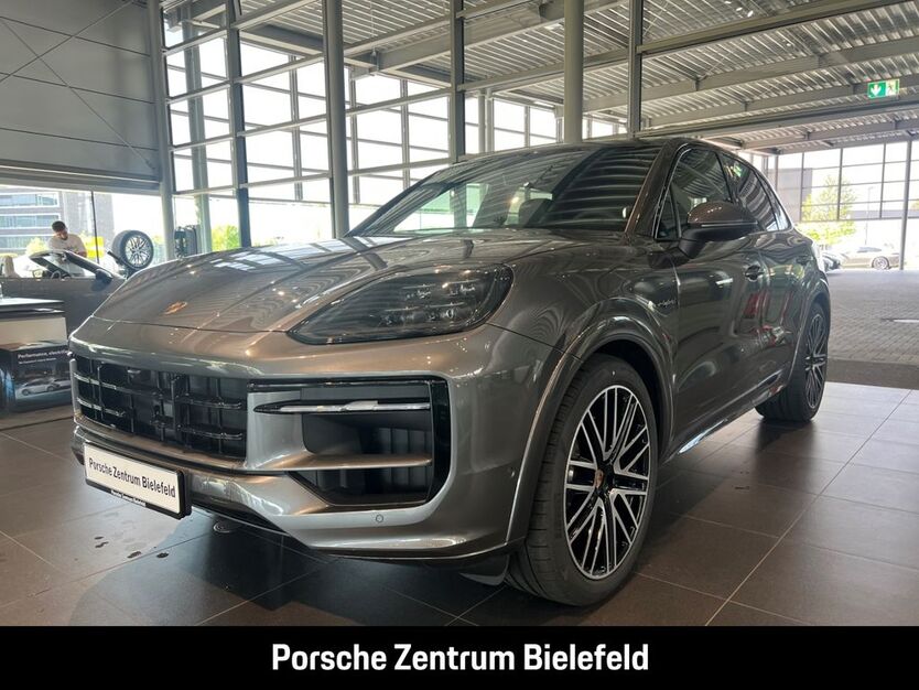 Porsche Cayenne 7.900 km 162.936 € Bielefeld 33719