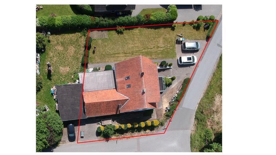 Solides Einfamilienhaus in ruhiger Lage am Stadtrand