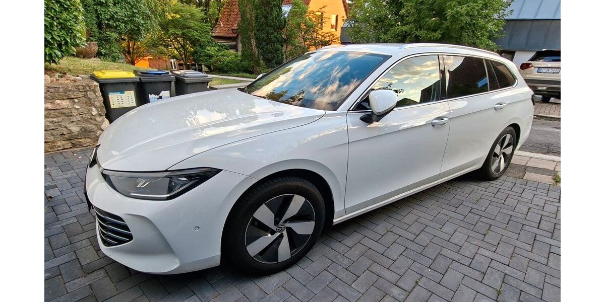 VW Passat 31.450 km 30.500 &euro; Steinhagen 33803