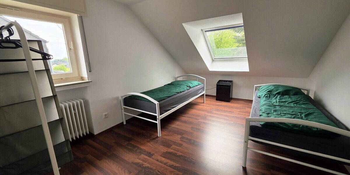 Mehrfamilienhaus, Wohnhaus Bielefeld Jöllenbeck - 1 Zimmer, 367 m&sup2;, 699.000&euro; | Angebot:26795267
