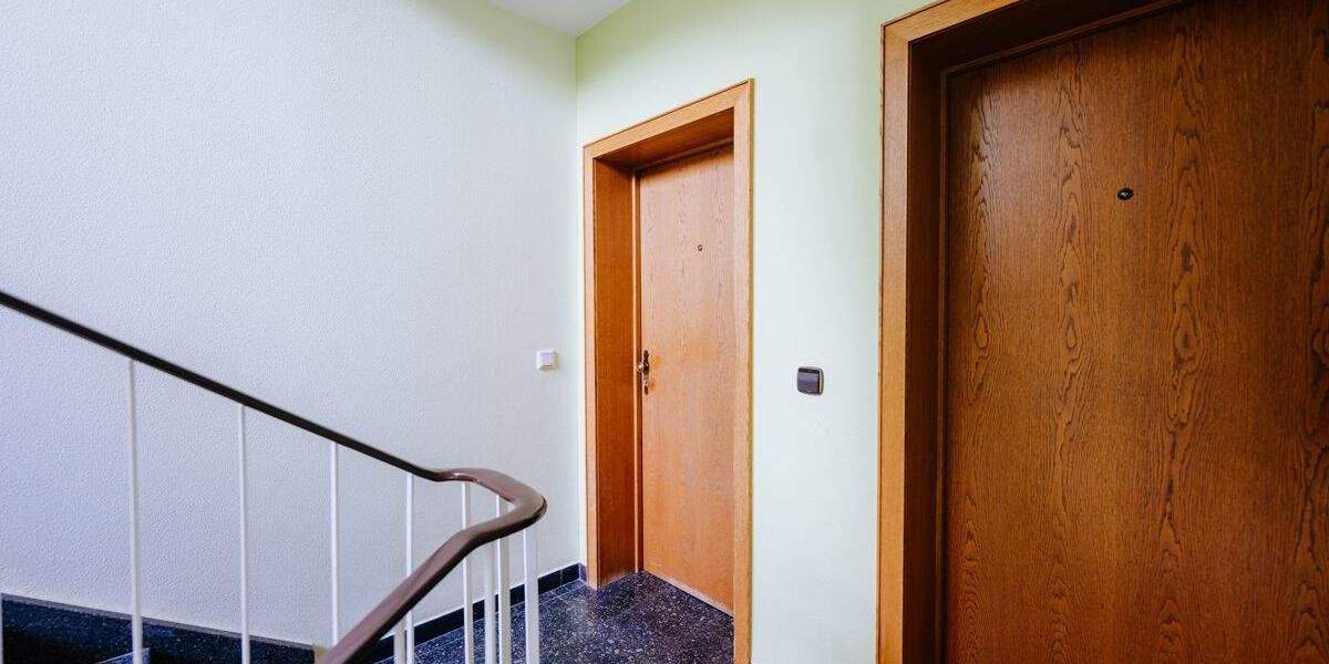 Gepflegt in guter Einheit! 3-Zimmer-Eigentumswohnung mit Loggia 3 zimmer