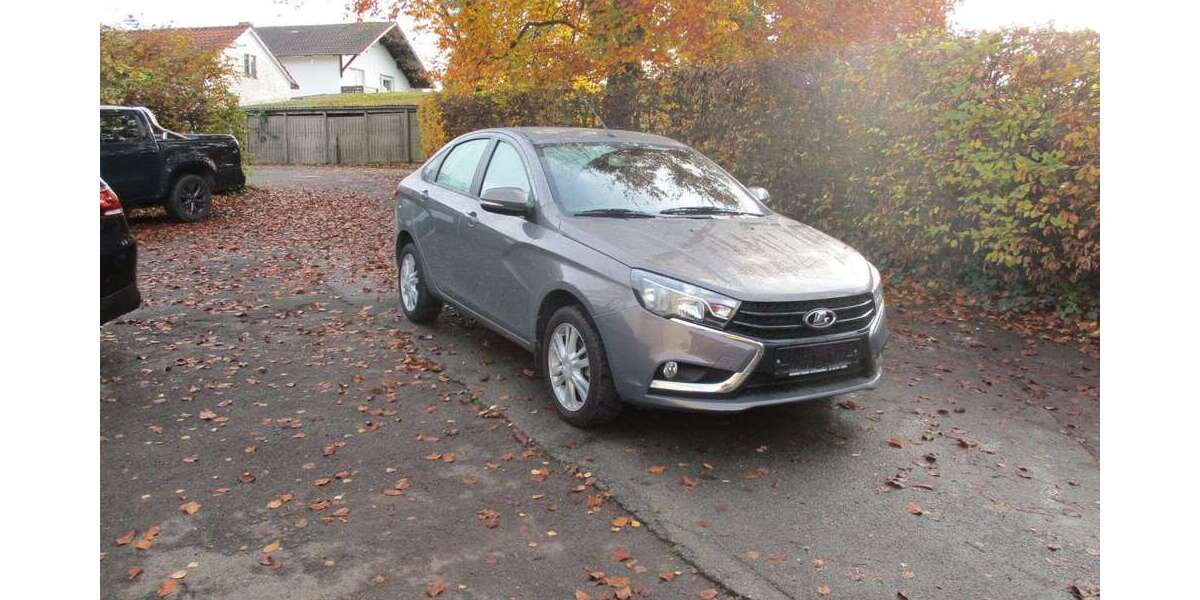 Lada Vesta 29.800 km 7.550 &euro; Vlotho 32602