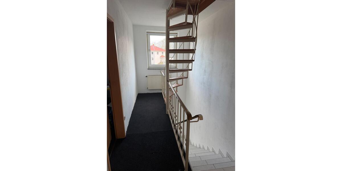Einfamilienhaus Vlotho - 5 Zimmer, 500 m&sup2;, 340.000&euro; | Angebot:26186485