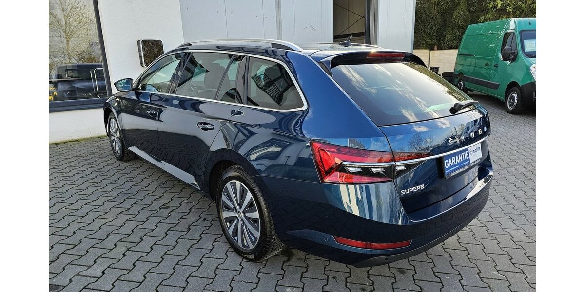 Skoda Superb 2.0 TSI DSG AHK LED NAVI ACC VIRT Cockpit 92.480 km 25.490 &euro; Löhne 32584