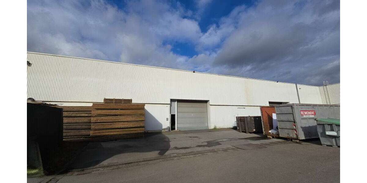 Halle in Bielefeld 4.425 € 1639 m² zimmer