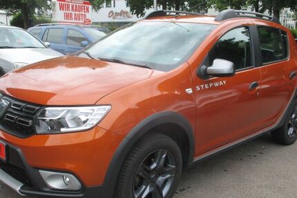 Dacia Sandero 17.700 km 8.990 &euro; Bielefeld 33699