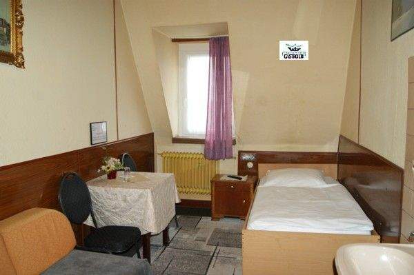 Zum PACHTKAUF undoder KAUF: Ein GARNIHOTEL mit 21 Zimmern mitten in NRW in der Metropolregion Rhein-Ruhr! 2 zimmer