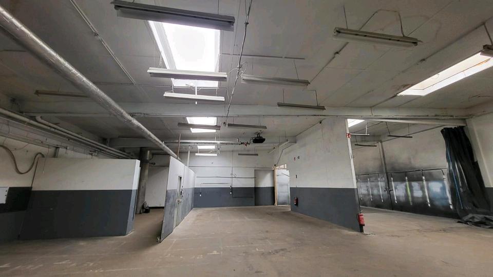 Oldtimer Halle mit Frostschutz