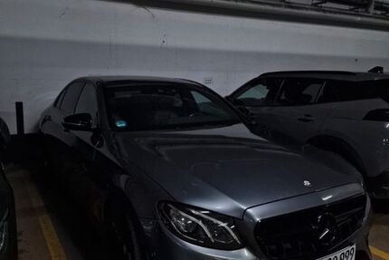 Mercedes-Benz 220 220.000 km 28.500 &euro; Schloß Holte-Stukenbrock 33758