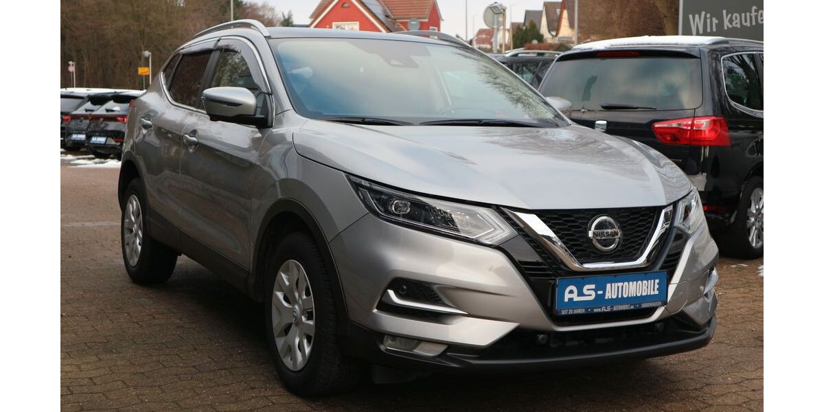 Nissan Qashqai 61.500 km 19.900 &euro; Hiddenhausen 32120